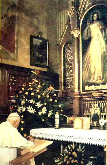 Pope John Paul II praying before an image of Jesus, the Divine Mercy